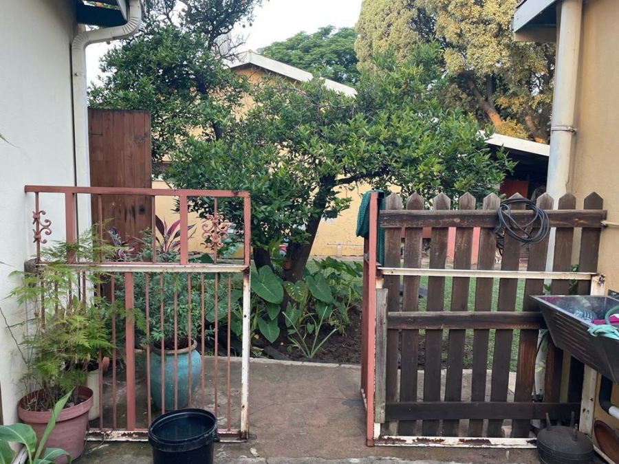 5 Bedroom Property for Sale in Oos Einde North West